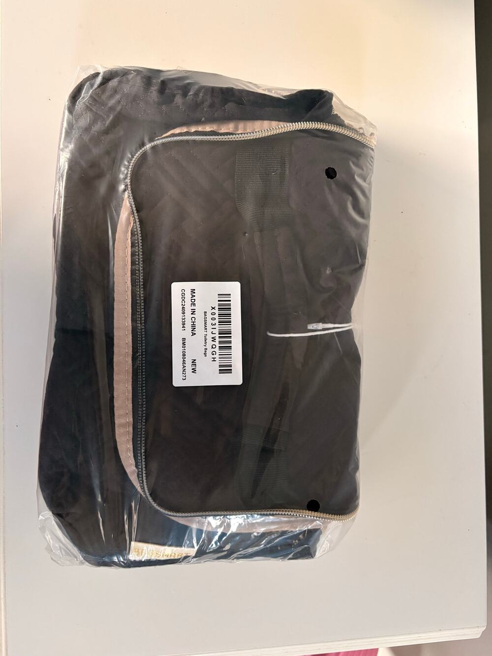 Bagsmart Toiletry Bag Travel Bag w/Hanging Hook NIP